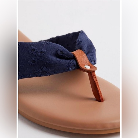 Torrid Navy Eyelet Flip Flop (WW) - Picture 6 of 7